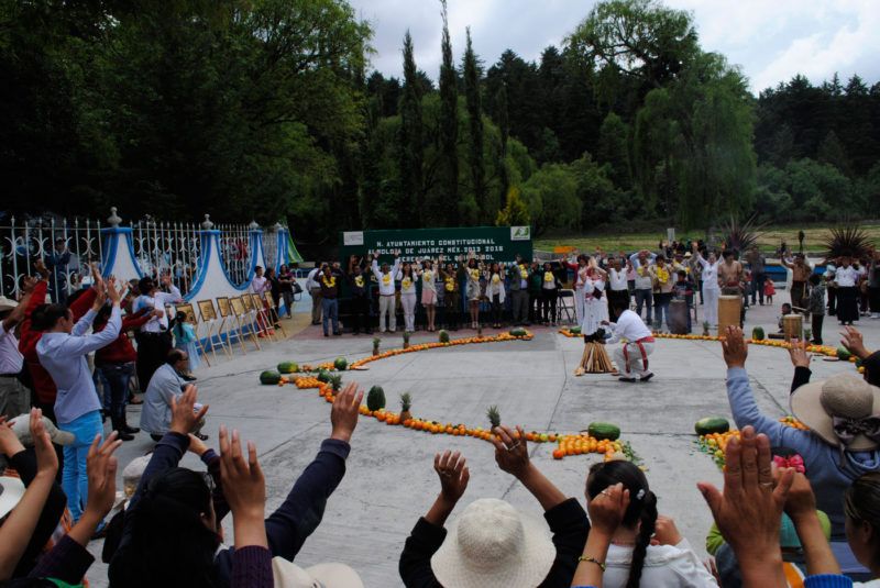 EN ALMOLOYA DE JUÁREZ CELEBRAN CEREMONIA DEL QUINTO SOL Y MUESTRA